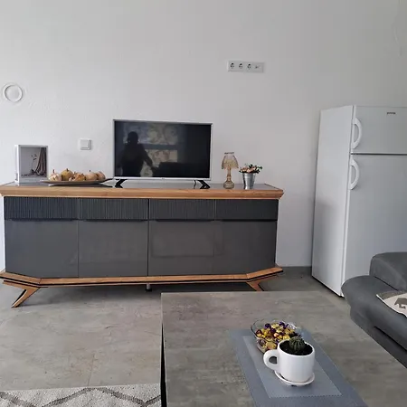 Relax House *